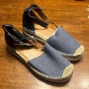 A N A New Womens Size 10 Sandals